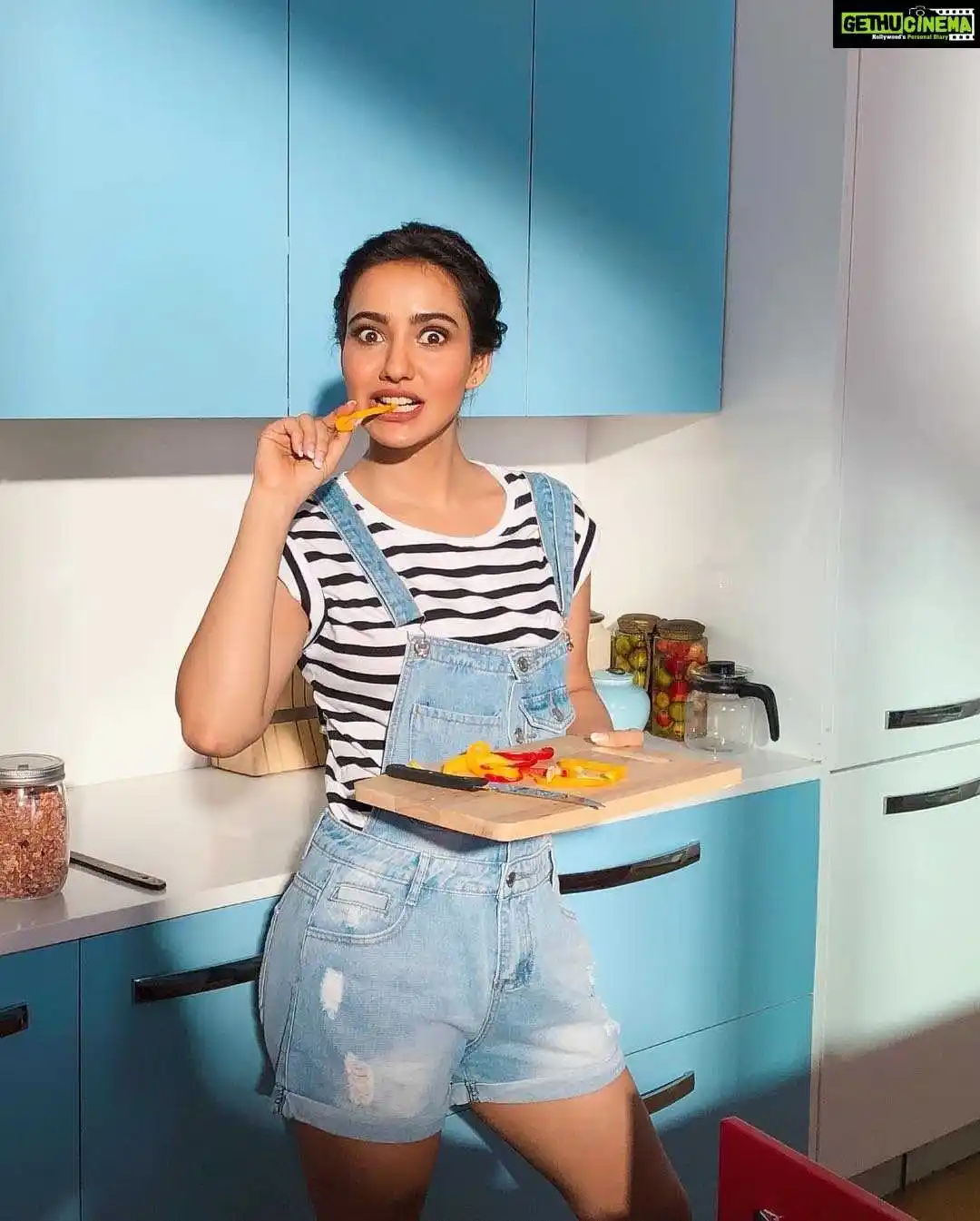 neha-sharma-facts-tring.jpg neha-sharma-facts-tring