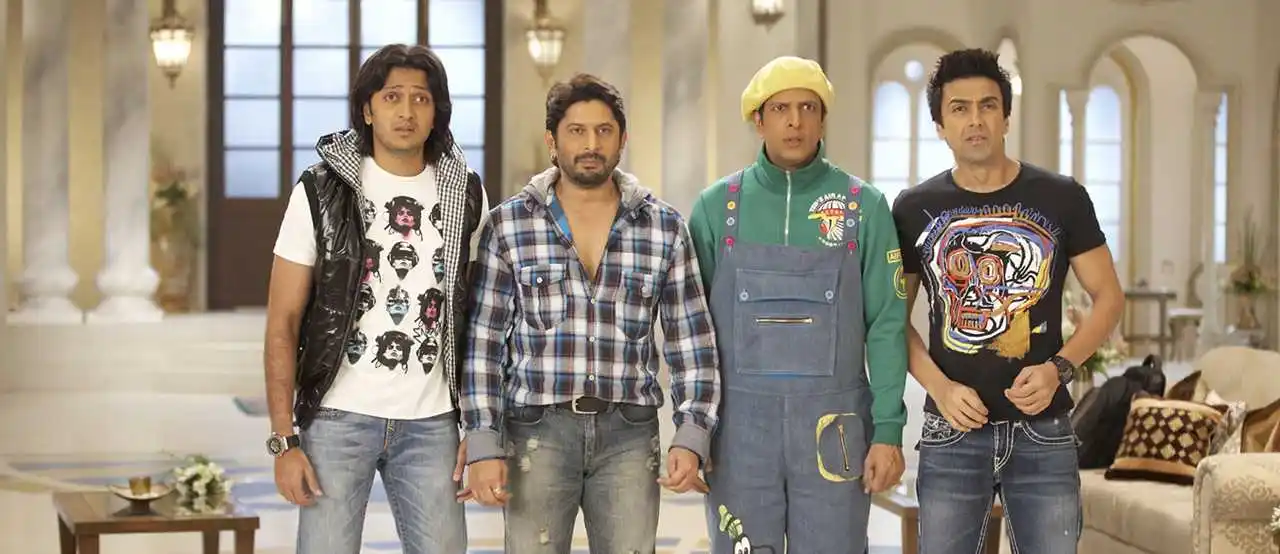 A still from the movie double dhamaal