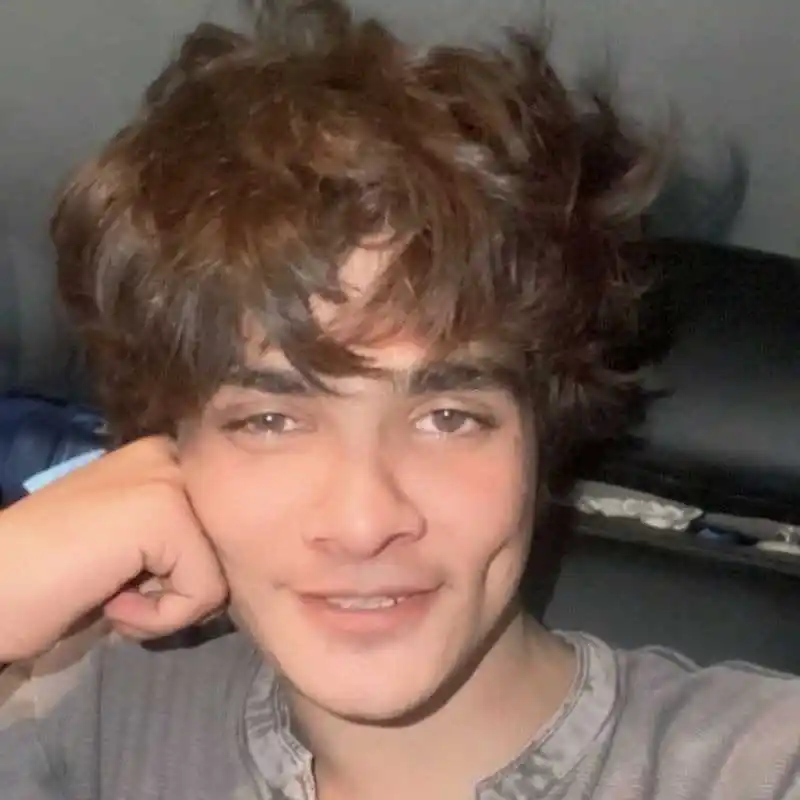 Hassan-Siddiquee-interesting-facts-tring