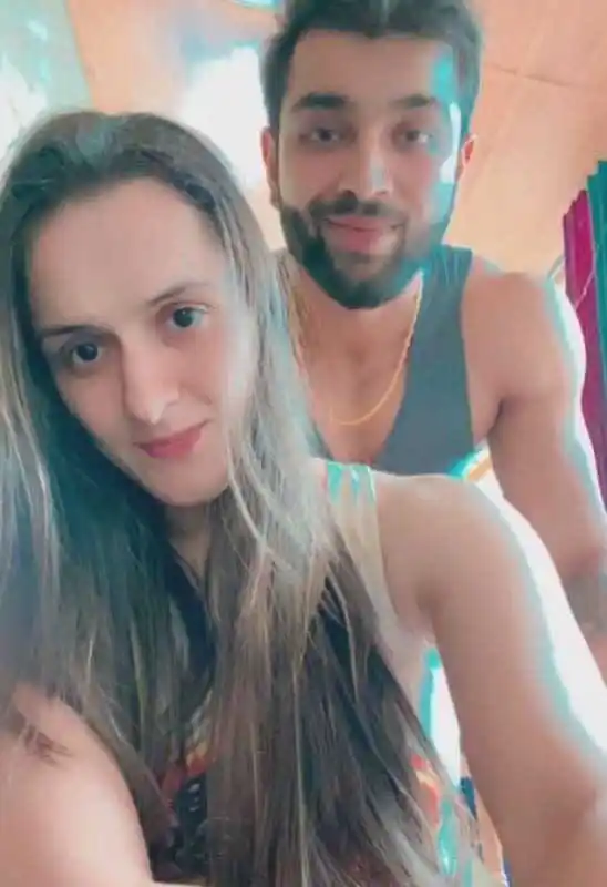 Rupa-Singh-husband-tring.jpg Rupa-Singh-husband-tring