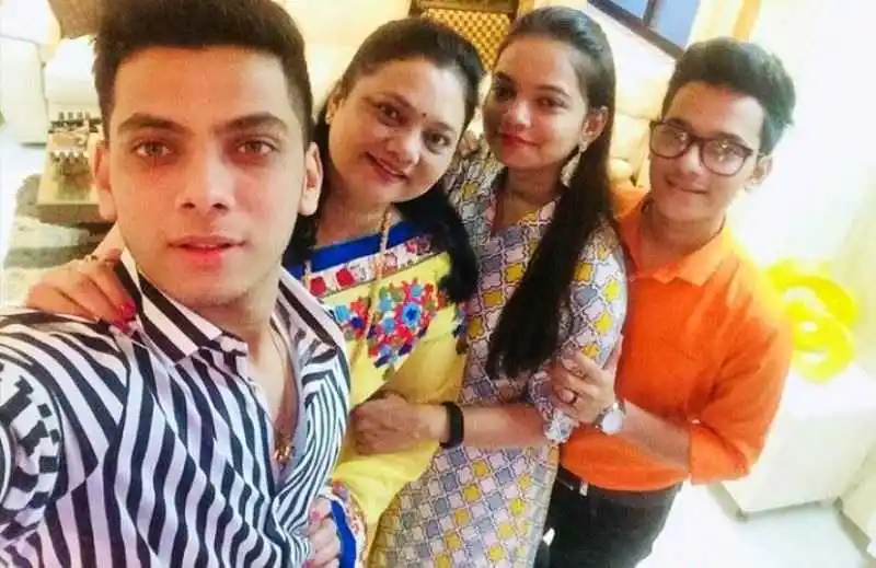 Vishal-Jethwa-family-tring