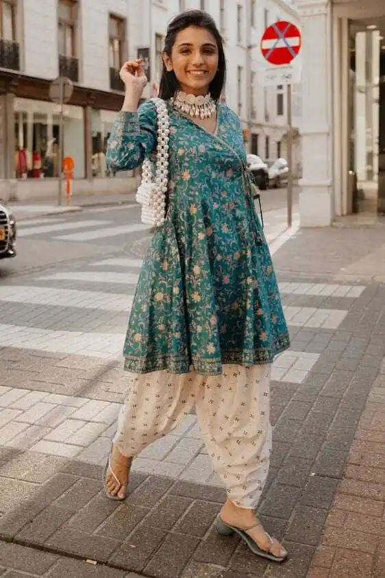 Contemporary Navratri Outfits Contemporary Navratri Outfits