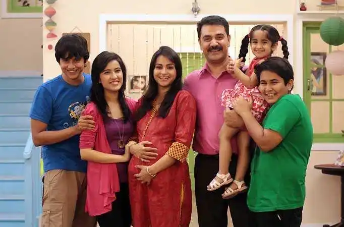 Best-of-Luck-Nikki-gurdip-punjj-tring.jpg Best-of-Luck-Nikki-gurdip-punjj-tring