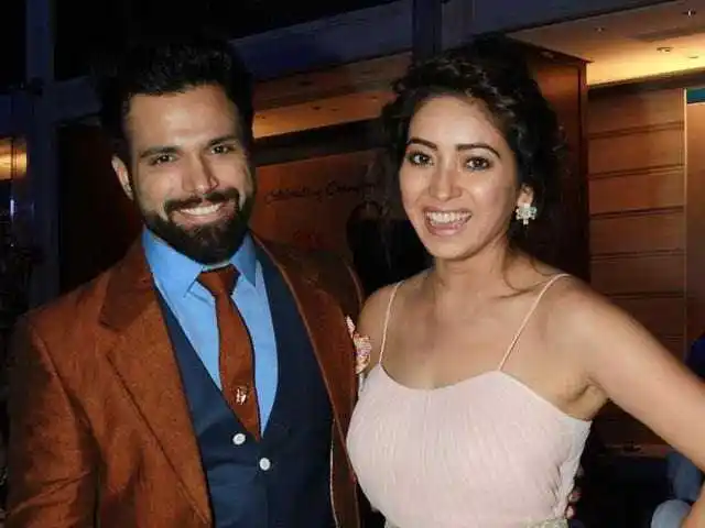 asha-negi-with-rithvik-tring.jpg asha-negi-with-rithvik-tring