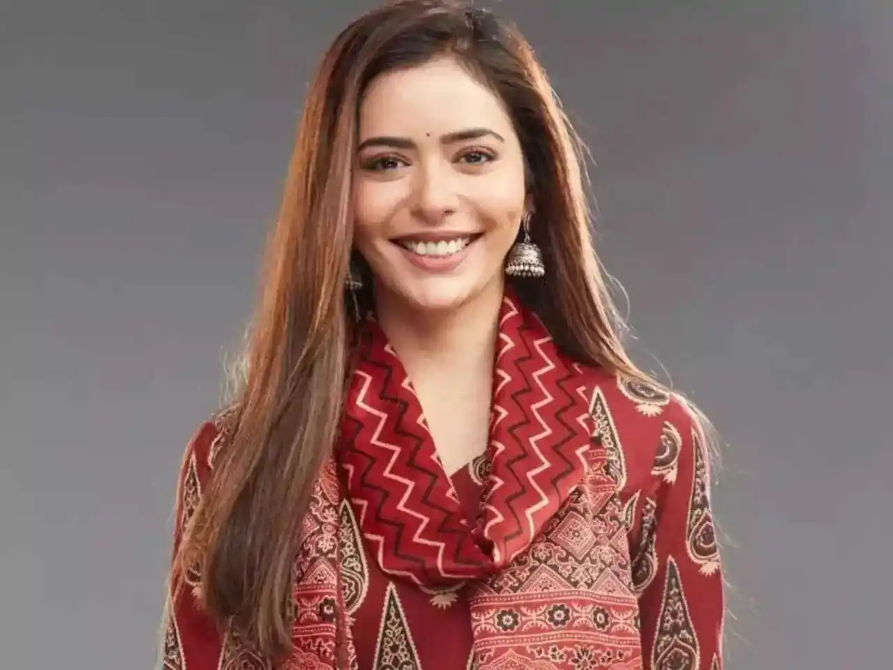 sana-sayyad-biography-tring