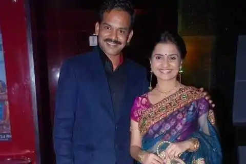 amruta-subhash-husband.jpg amruta-subhash-husband