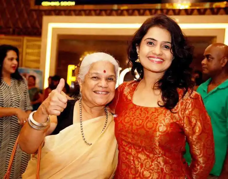 Amruta-Subhash-With-Her-Mother.jpg Amruta-Subhash-With-Her-Mother