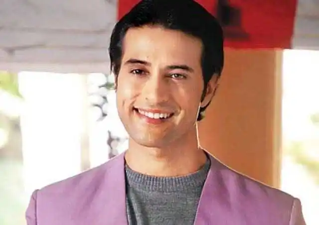 Apurva-Agnihotri-biography-tring.jpg