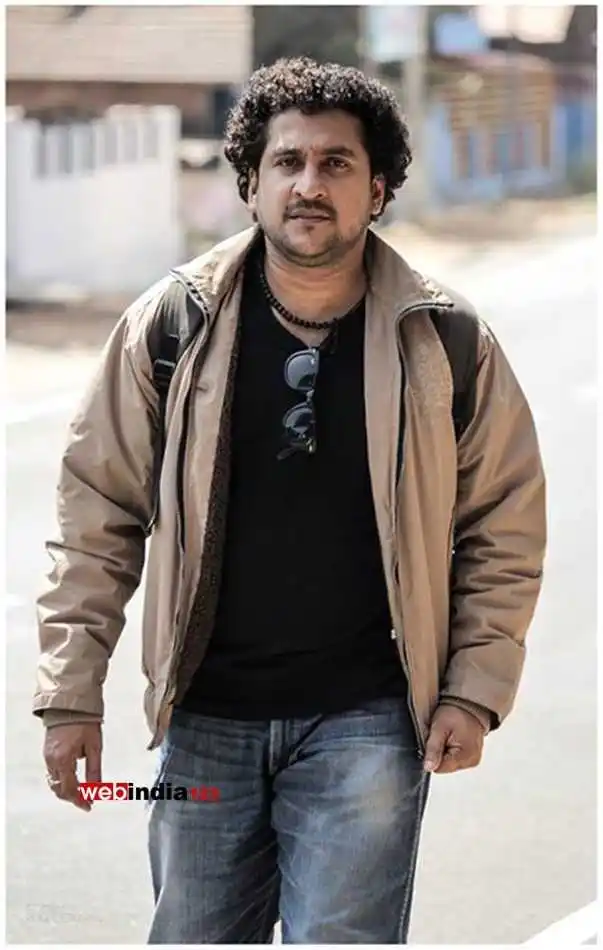 tamil movie actor santhosh keezhattoor