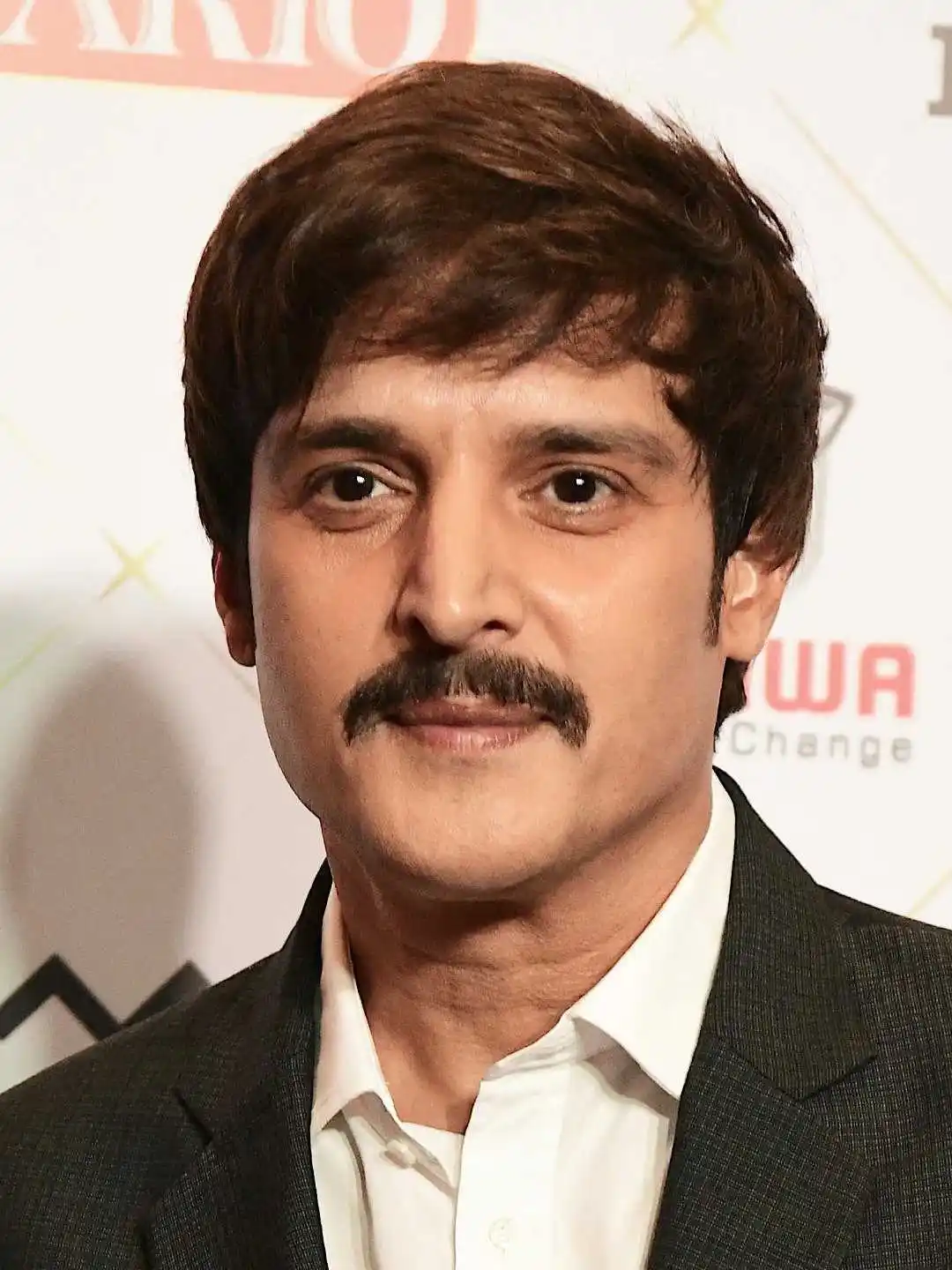 jimmy shergill tring.jpg