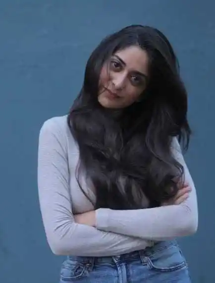 Tanya-Maniktala-tring