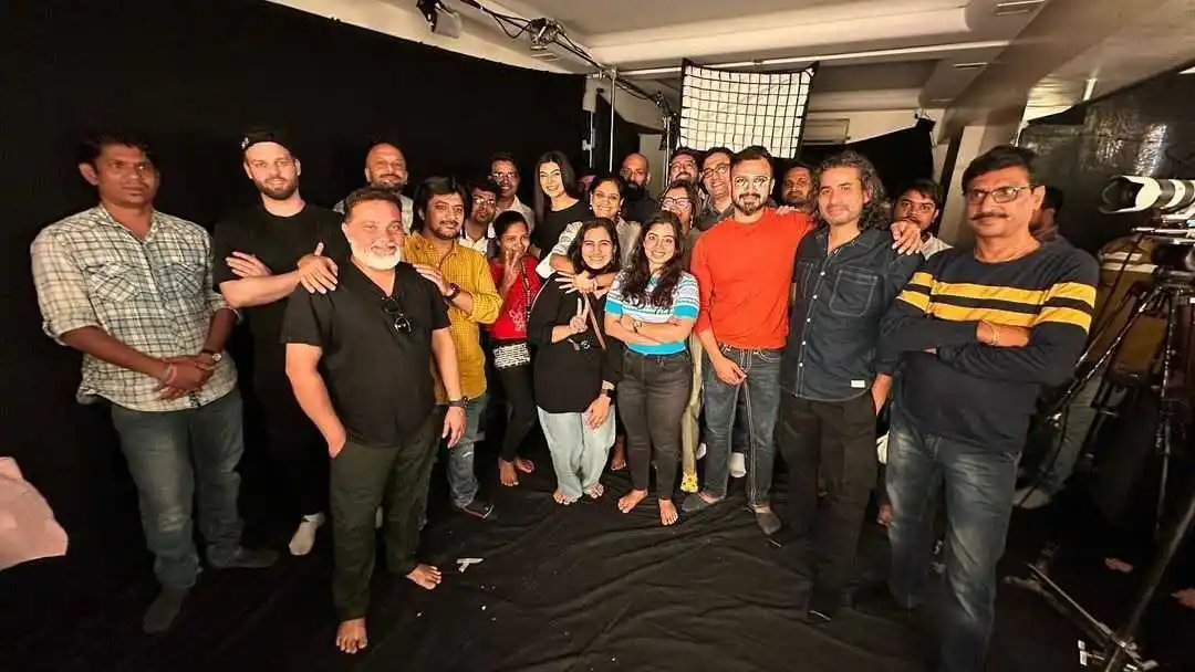 crew of taali web series.jpg