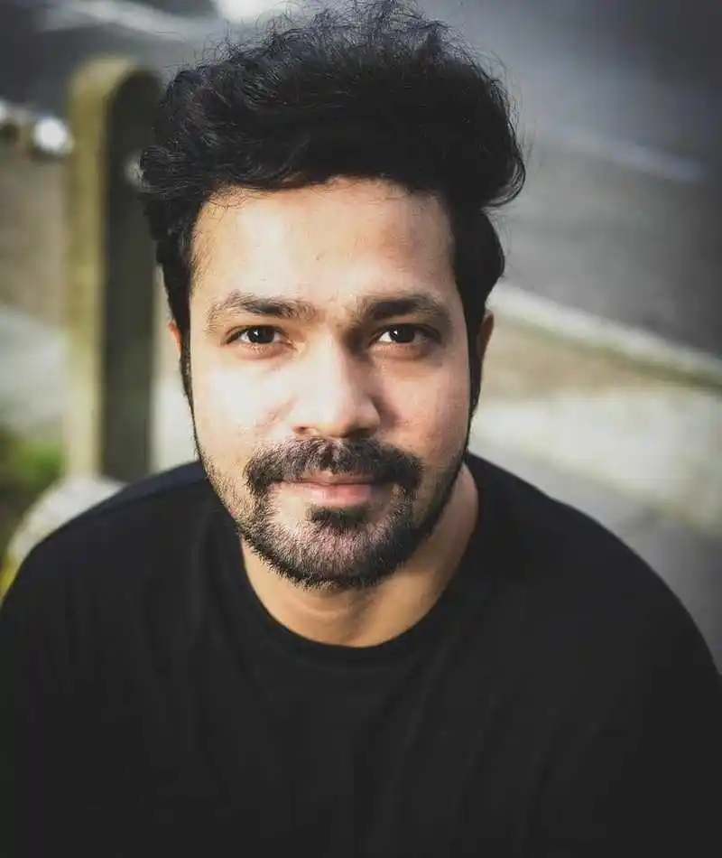 Suvrat Joshi Tring.jpg