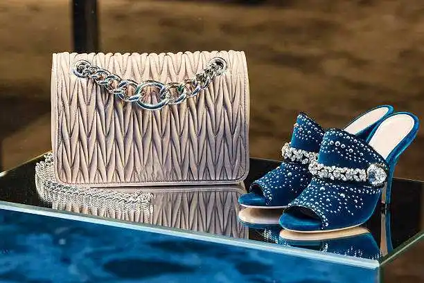 Best Birthday Gift Ideas For Wife.jpg Best Birthday Gift Ideas For Wife