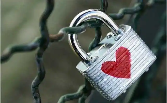 Romantic Gift For Wife On Her Birthday.jpg Romantic Gift For Wife On Her Birthday