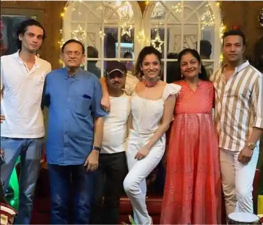 ankita-lokhande-family