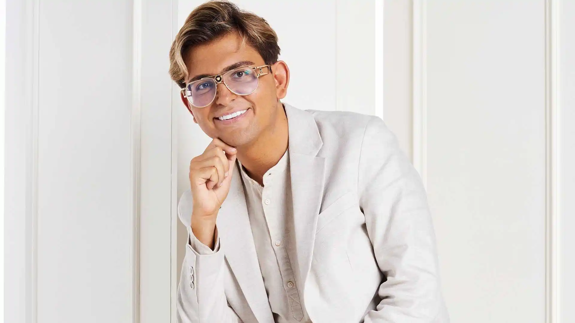 navid-sole-picture.jpg navid-sole-picture