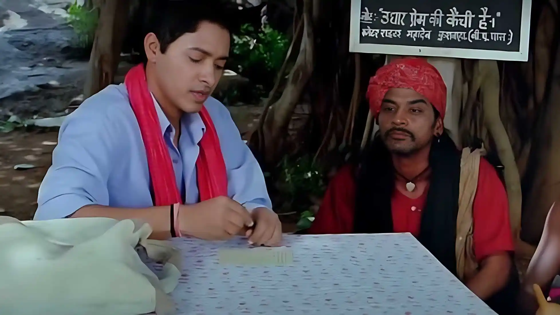 Daya Shankar Pandey in Welcome to Sajjanpur.tring Daya Shankar Pandey in Welcome to Sajjanpur