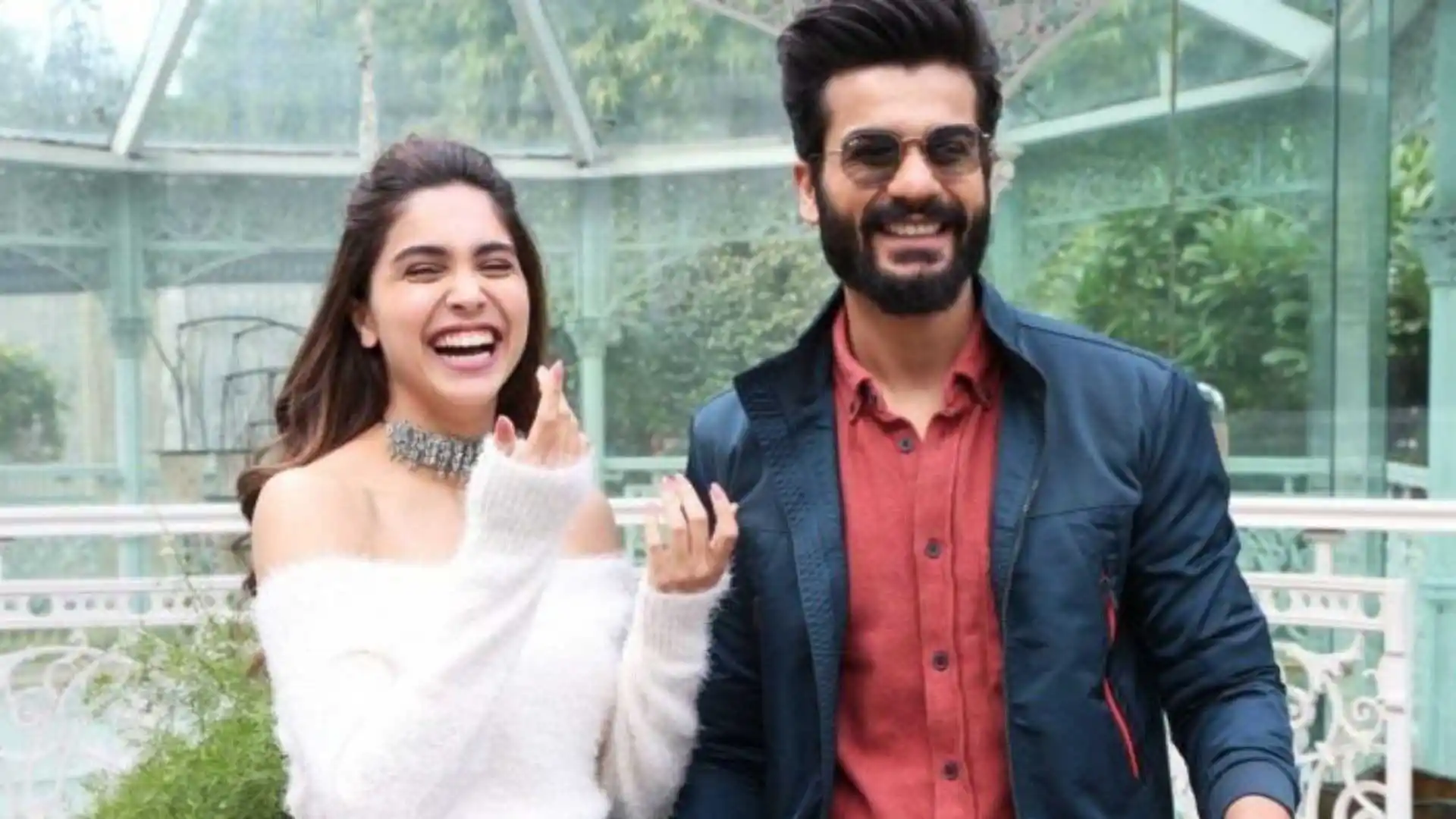 Sharvari Wagh and Sunny Kaushal.tring Sharvari Wagh and Sunny Kaushal