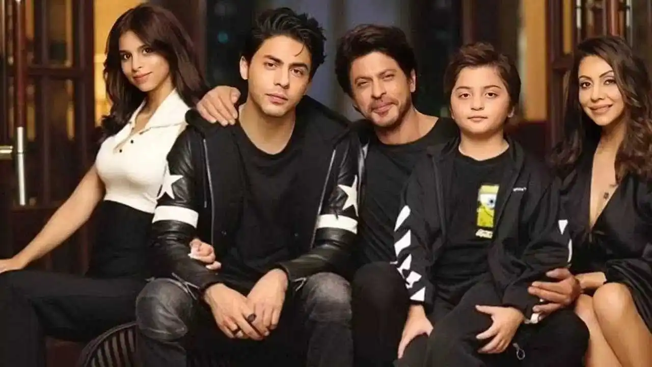 Shah Rukh Khan Family.tring Shah Rukh Khan Family