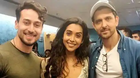 Anupriya Goenka in War.tring Anupriya Goenka in War