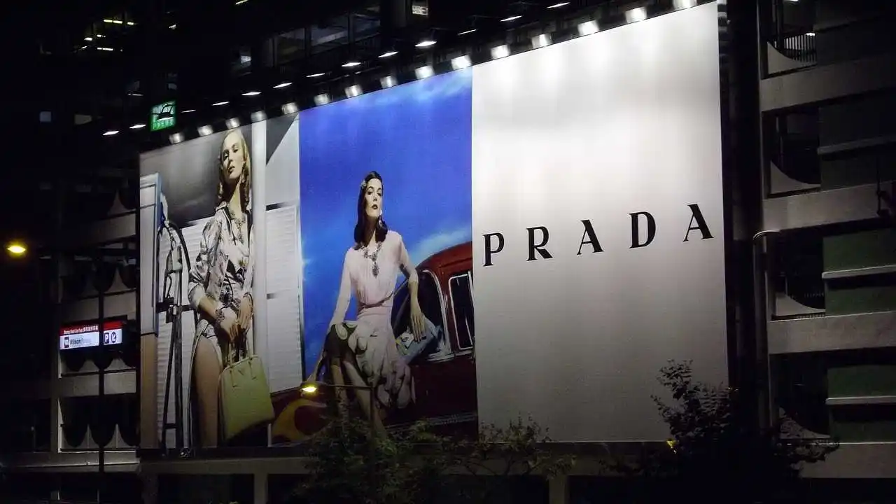 advertising-586130_1280.jpg