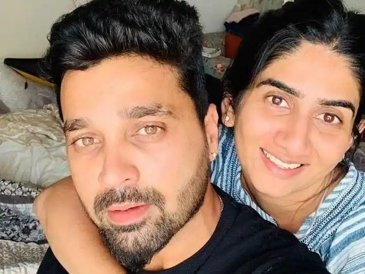 Nikita Vijay and Murali Vijay