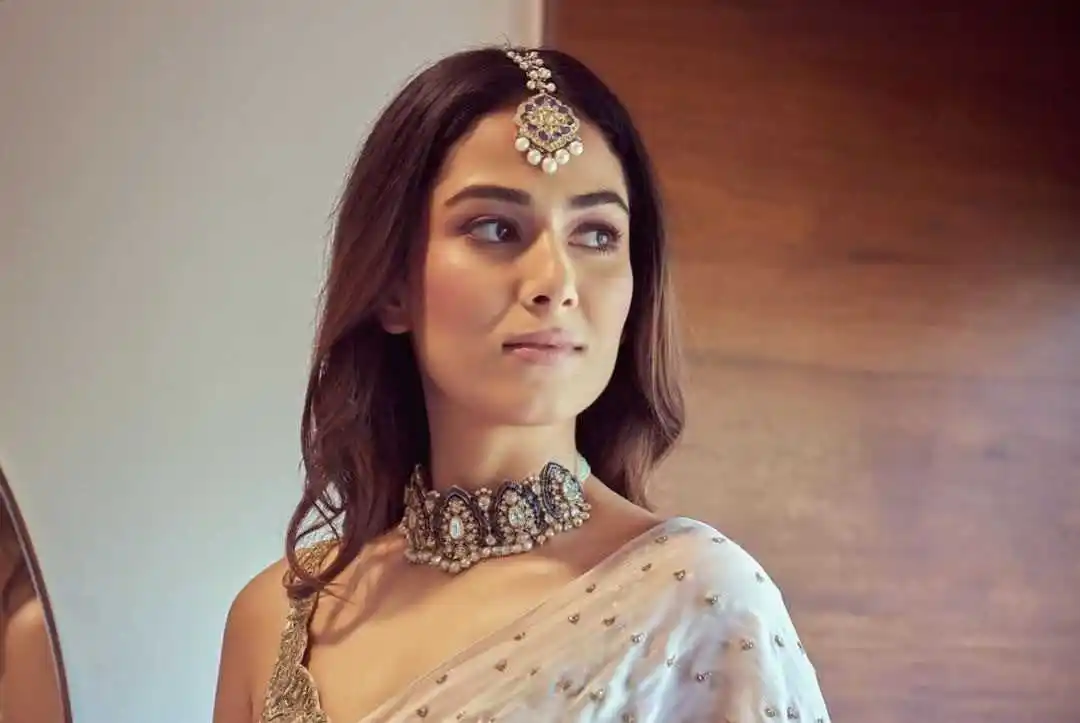 Mira Rajput.tring Mira Rajput