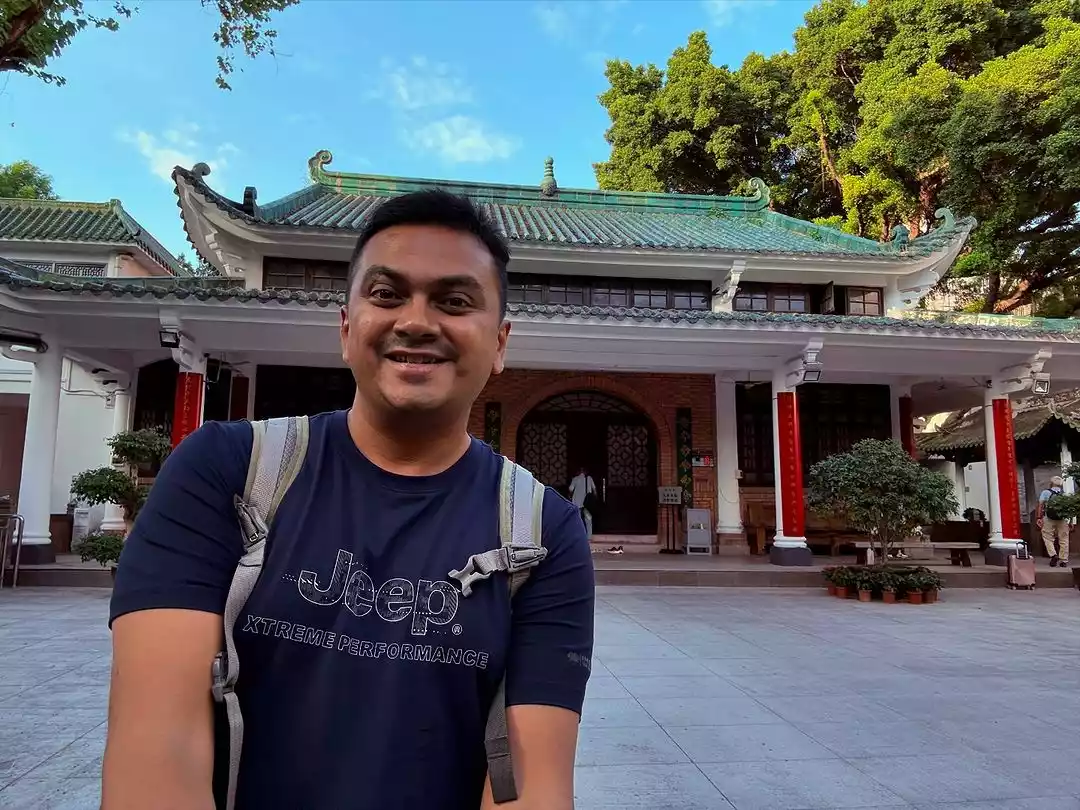 Travel Vlogger Sujith Bhakthan Travel Vlogger Sujith Bhakthan