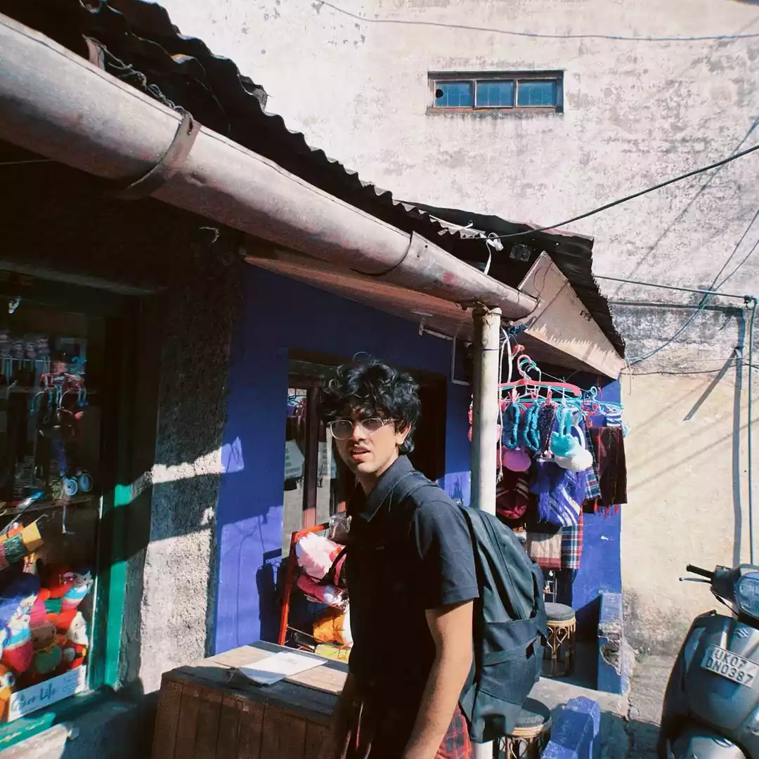 Travel Vlogger Rachitroo Travel Vlogger Rachitroo