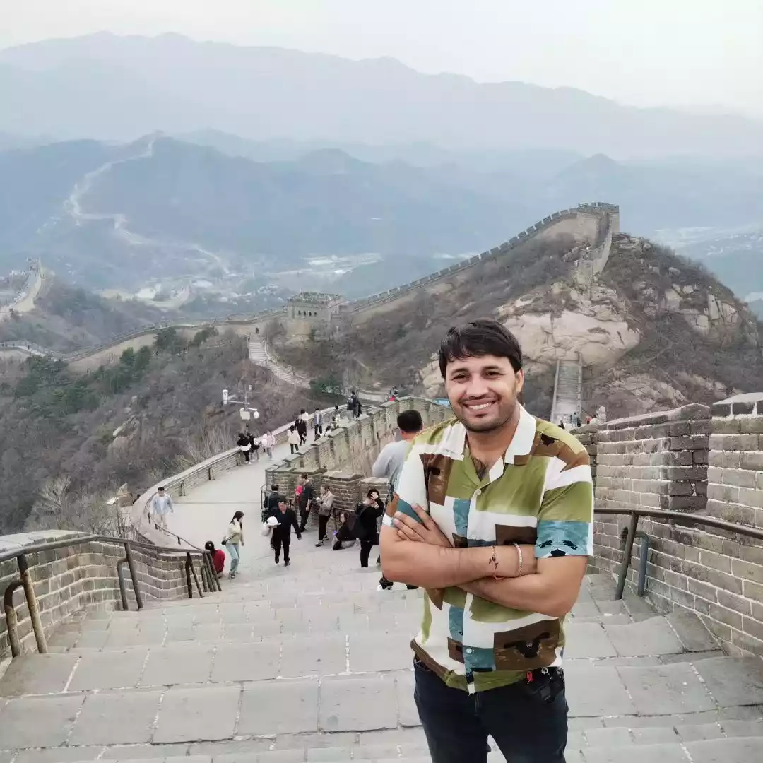 Travel Vlogger Vishal Tandon Travel Vlogger Vishal Tandon