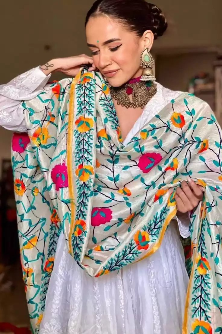 Komal-Pandey Komal Pandey In Suit