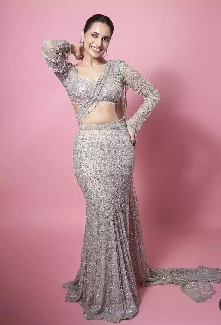 Kusha-Kapila Kusha Kapila in peacock saree