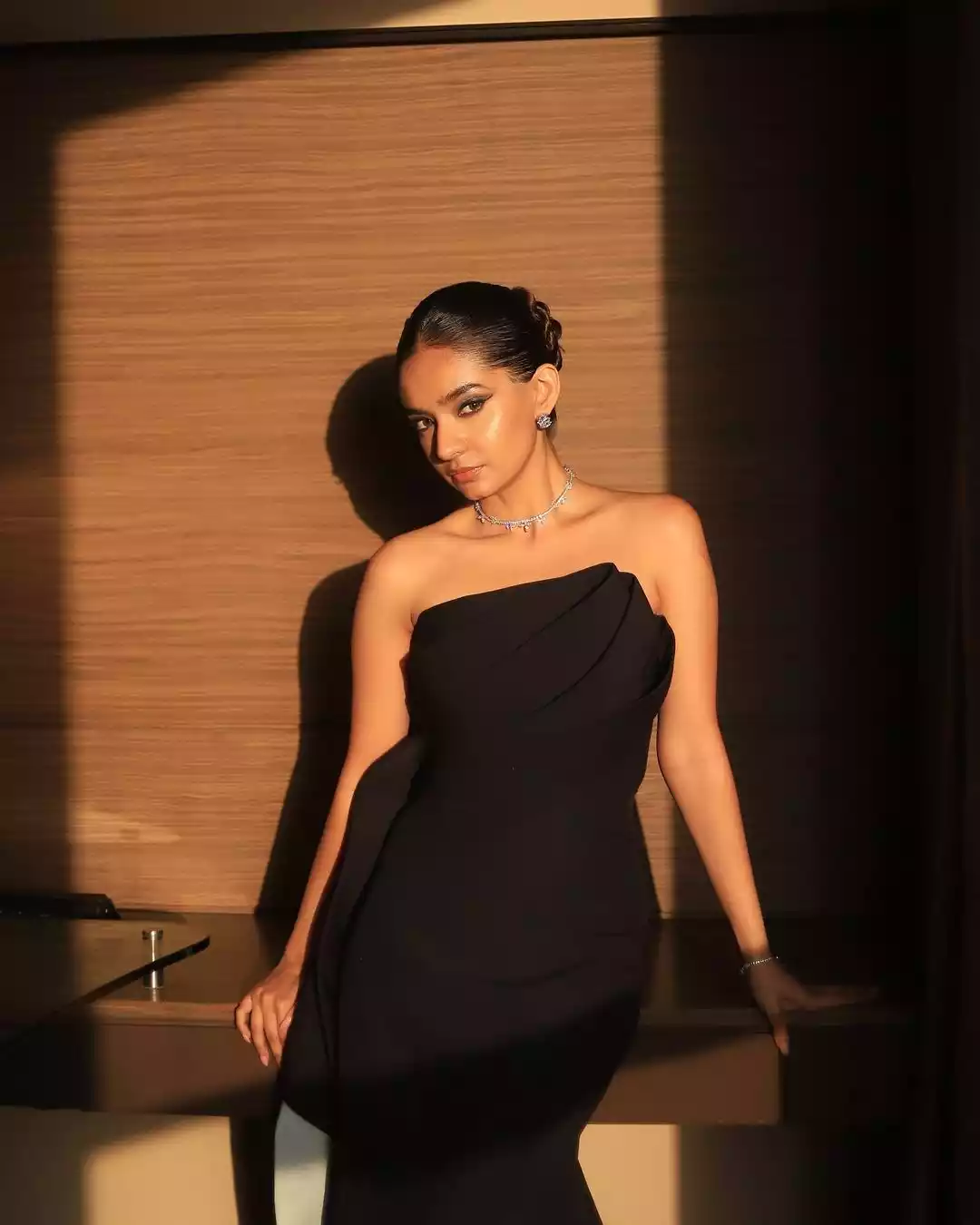 Travel Vlogger Anushka Sen Travel Vlogger Anushka Sen