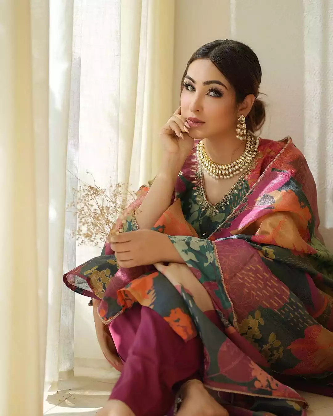 Beauty Influencer Anmol Bhatia Beauty Influencer Anmol Bhatia