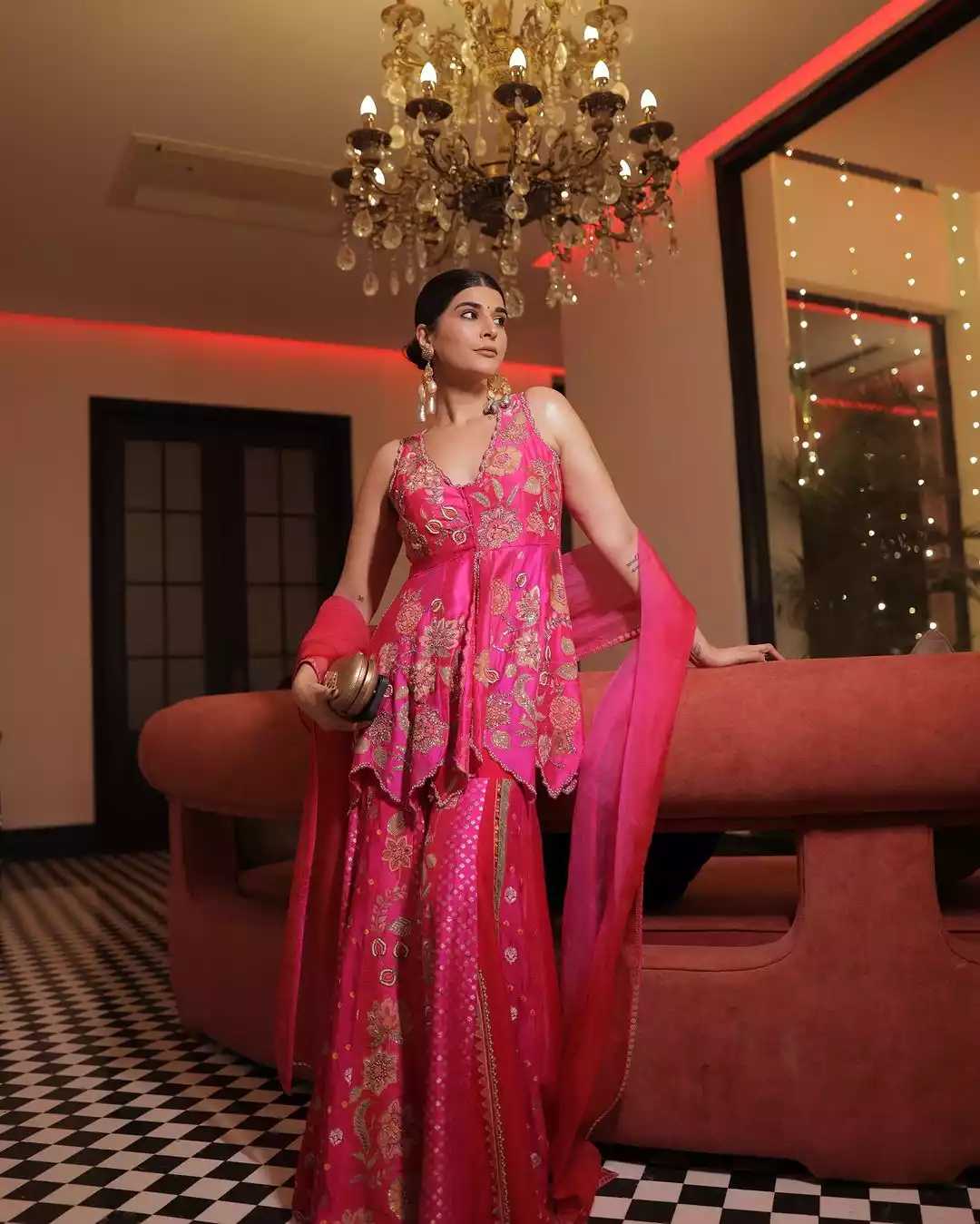 Beauty Influencer Deeksha Khurana Beauty Influencer Deeksha Khurana