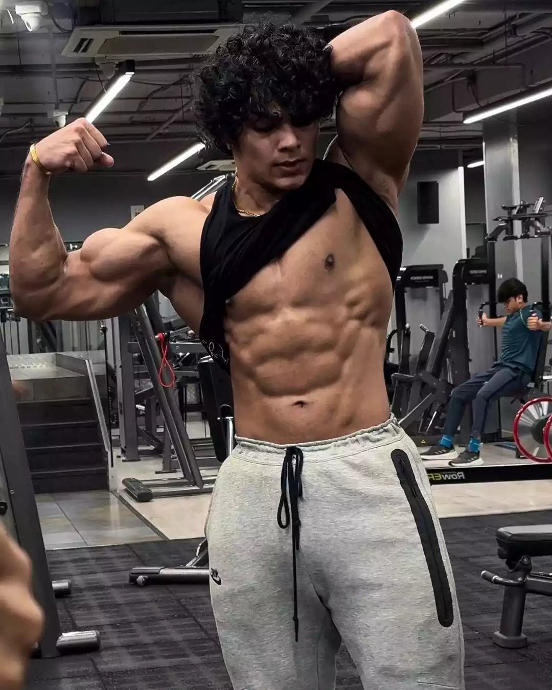 Mumbai fitness influencer Mihir Pawaskar Mumbai fitness influencer Mihir Pawaskar