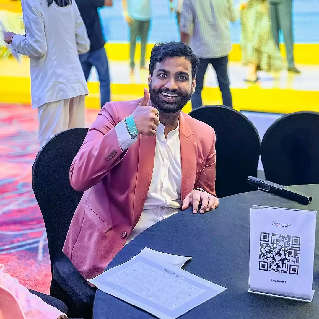 Travel Food Vlogger Veggie Paaji