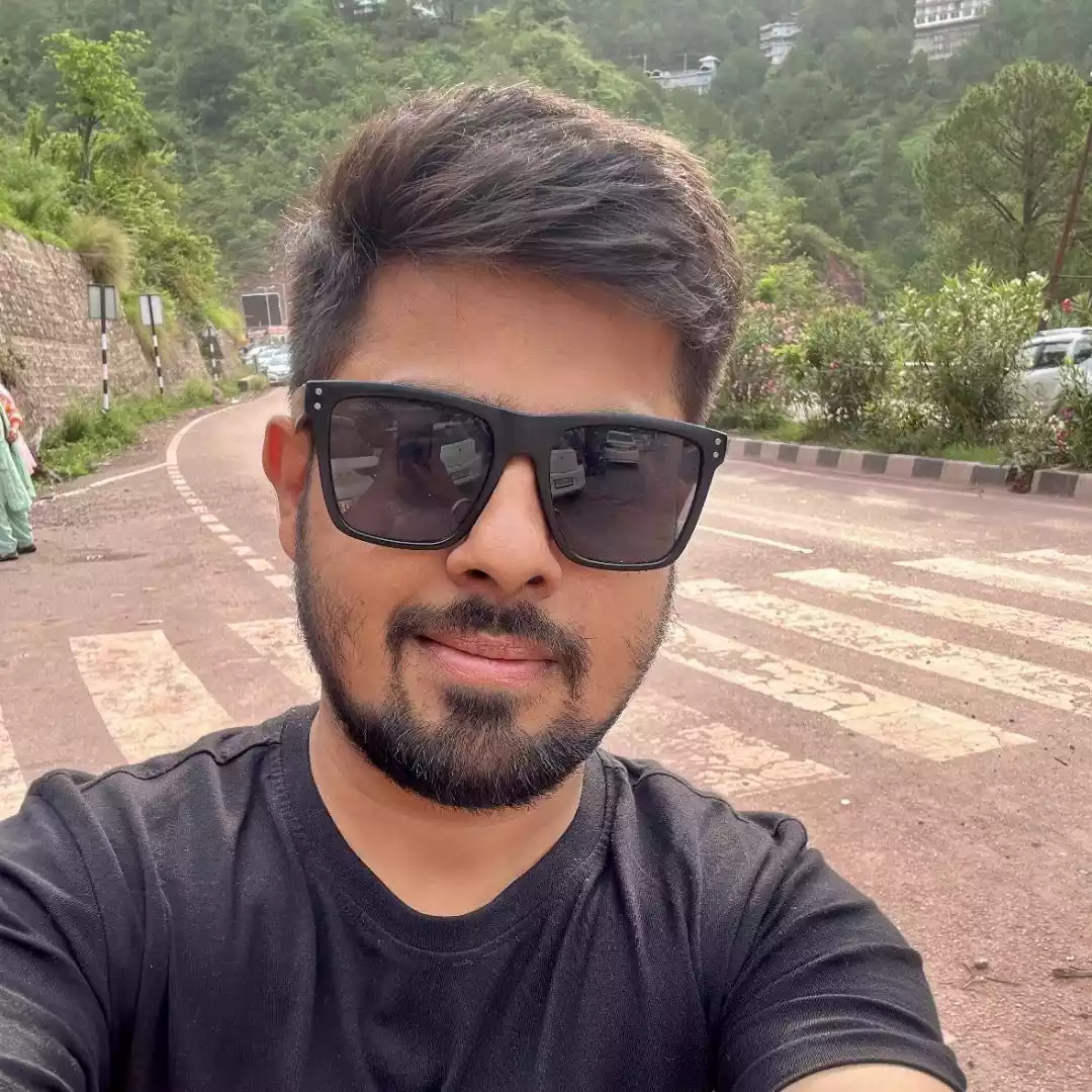 Travel Food Vlogger Official Sahi Hai