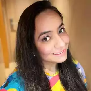 Micro Beauty Influencer Silky Micro Beauty Influencer Silky