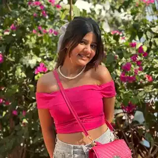 Influencer Ashima Saxena Influencer Ashima Saxena