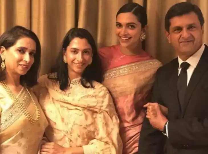deepika-family.jpg Deepika Padukone's Family Picture