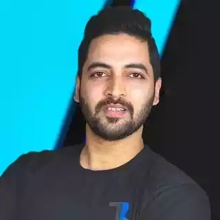 Tech Influencer Ruhez Amrelia (technoruhez).jpg Tech Influencer Ruhez Amrelia (technoruhez)