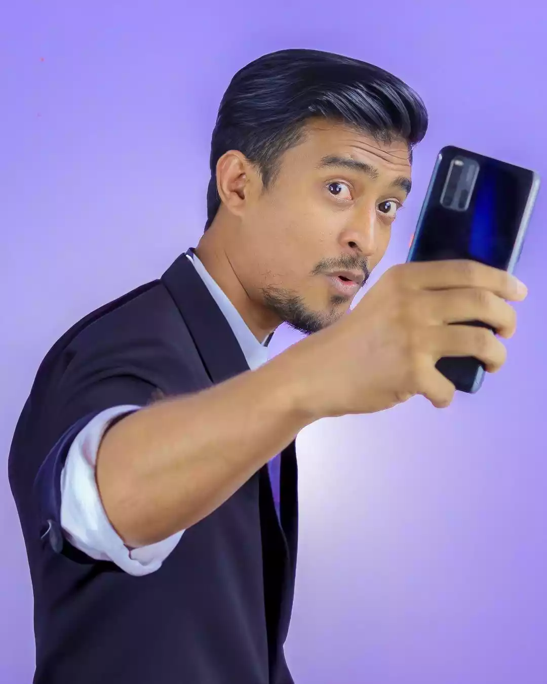 Tech micro influencer Saiyan Irfan Anwarhushen (itech_india).jpg Tech micro influencer Saiyan Irfan Anwarhushen (itech_india)