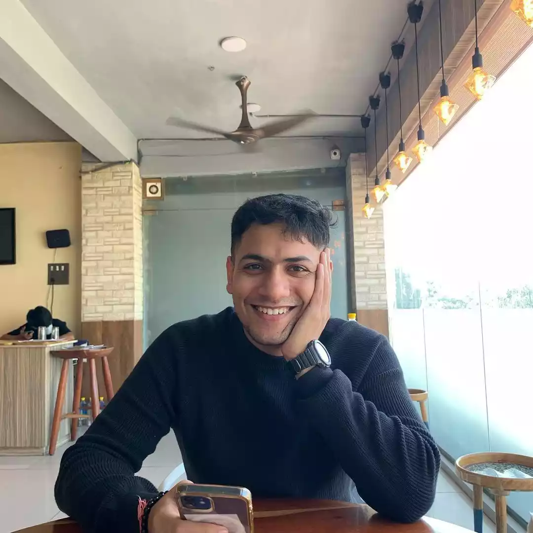 Tech micro influencer Harsh (talkingtechh).jpg Tech micro influencer Harsh (talkingtechh)