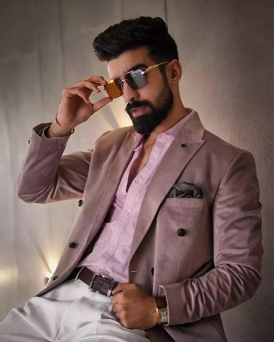 Men's Fashion Influencer Karron S Dhinggra (theformaledit)