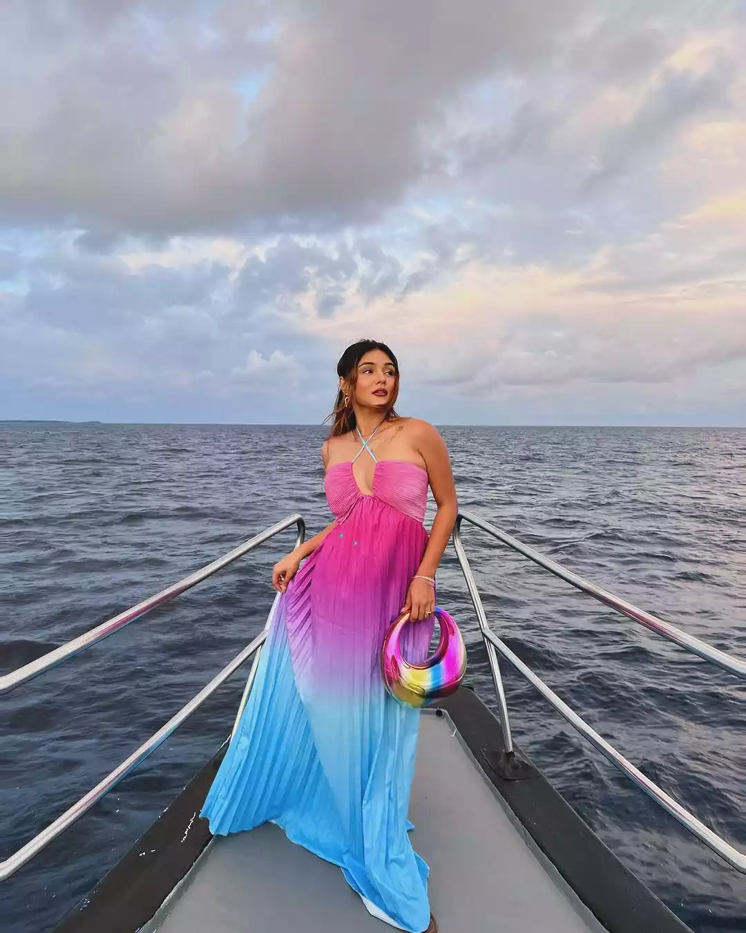 Fashion Influencer Khushi Karki Fashion Influencer Khushi Karki