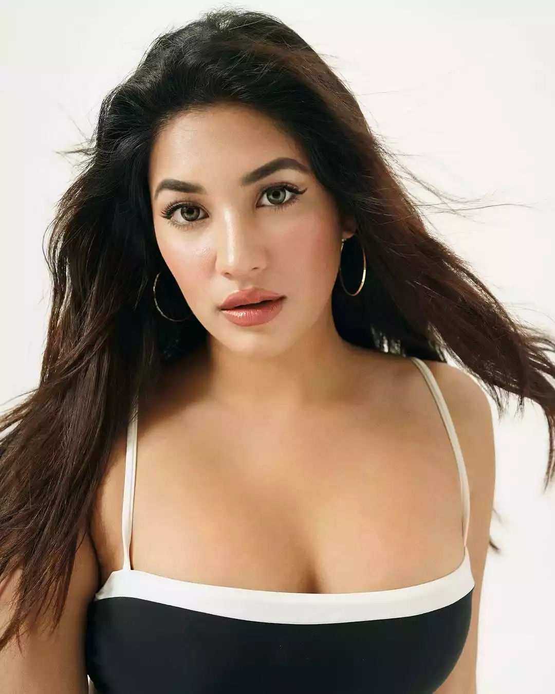 Fashion Influencer Shivani Singh Fashion Influencer Shivani Singh