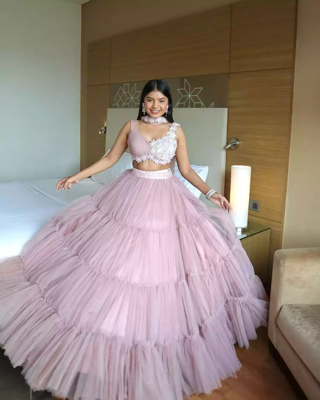 Fashion Influencer Jeetu Sri Fashion Influencer Jeetu Sri