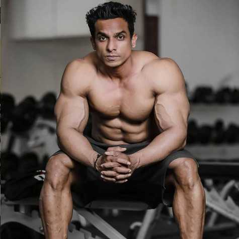 Celebrity Vijay Bhoyar - Tring India